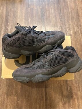 Adidas Yeezy 500 size 14 utility black